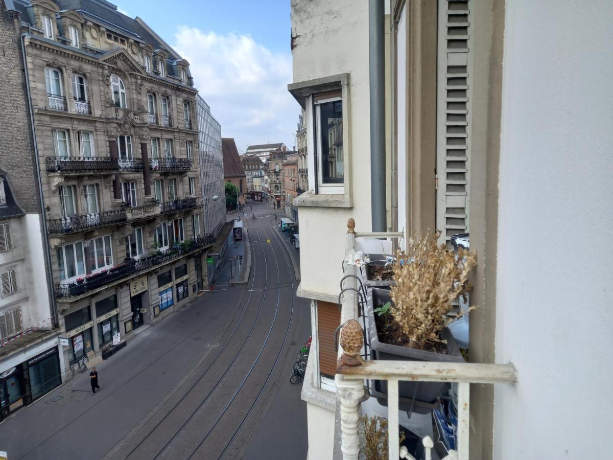 Grand Appartement Au Coeur De Strasburgo Esterno foto